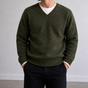Honors Vintage Mens XL Forest Green 100% Wool V-Neck Sweater Cream Trim Knit‎